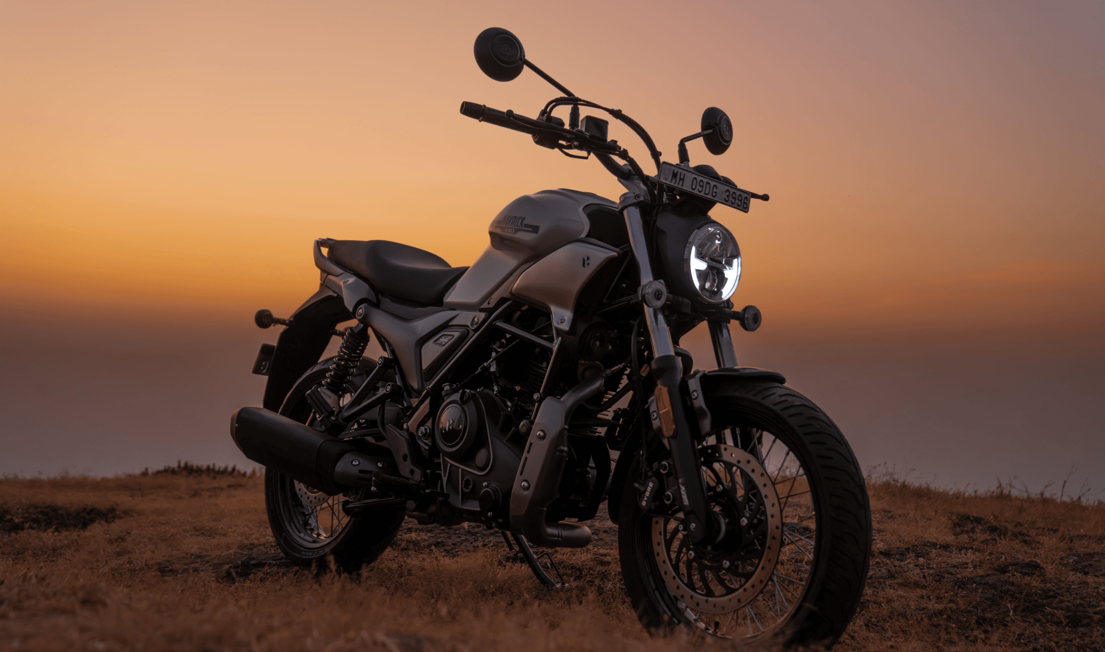 Mavrick 440 Top Model